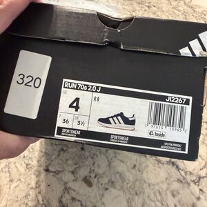 Adidas RUN 70s 2.0 J Navy and White Sneakers size8 new 4 new inbox box